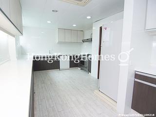 Chung Hom Kok - 13-25, Ching Sau Lane 11