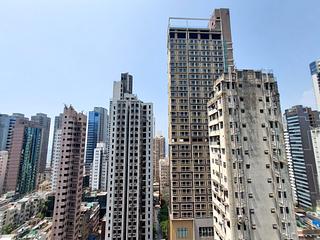 Sai Ying Pun - Island Crest Block 1 10