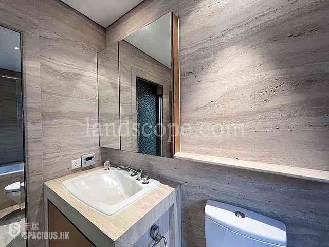 Chung Hom Kok - Pinewaver Villas 11