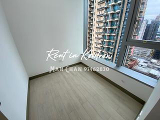 Tai Kok Tsui - L・Living 23 04