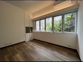 Chung Hom Kok - 30, Cape Road 06