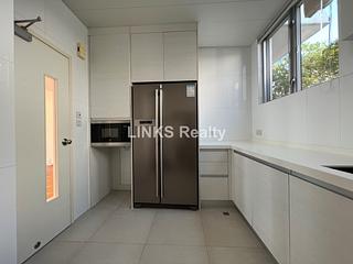 Chung Hom Kok - 30, Cape Road 06