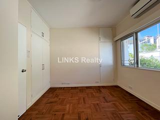 Chung Hom Kok - 30, Cape Road 07