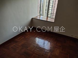 Mid Levels Central - Tregunter Tower 3 04