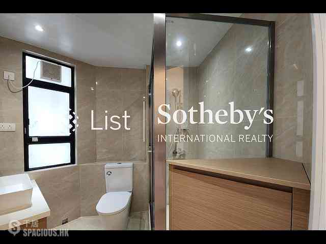 Repulse Bay - 32, Repulse Bay Road 15