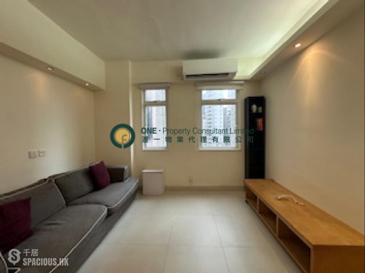 Sai Ying Pun - Golden Phoenix Court 01