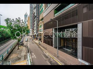 Wan Chai - The Gloucester 21