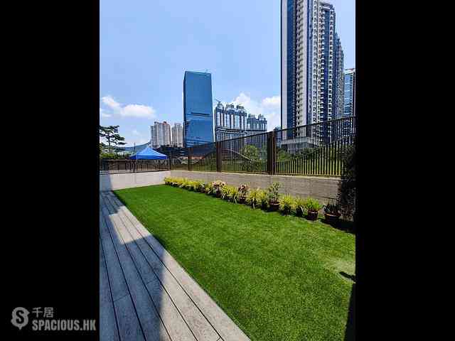 Kai Tak - Upper Riverbank Mansion B 01