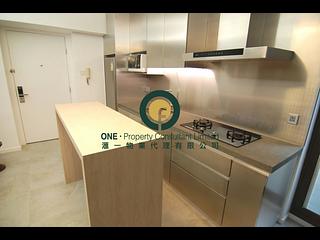 Sai Ying Pun - Golden Phoenix Court 05