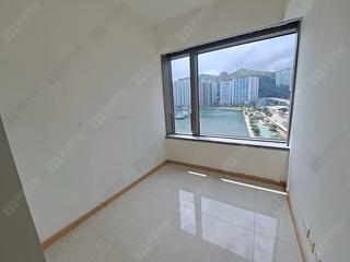 Tsuen Wan - Ocean Pride Phase 3 Block 6 06