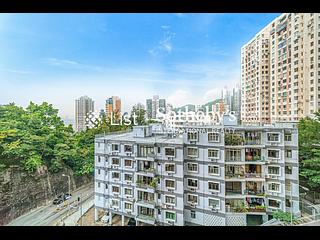 Tai Hang - Swiss Towers 03