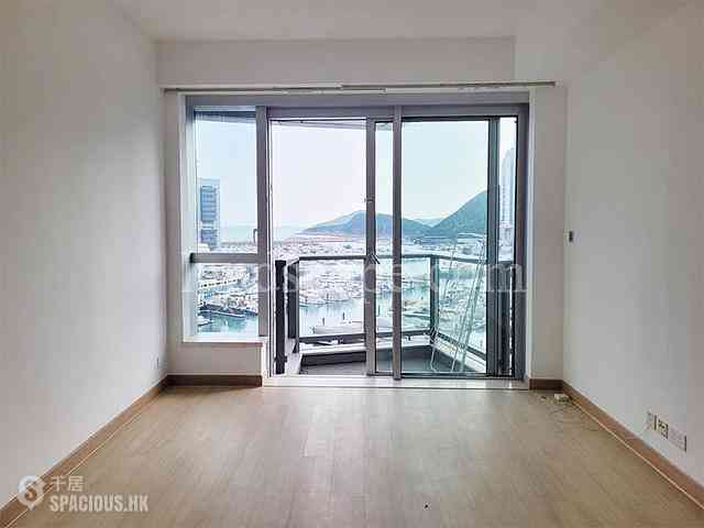Wong Chuk Hang - Marinella 01