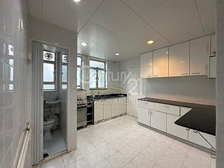 Pok Fu Lam - Four Winds Apartment 19