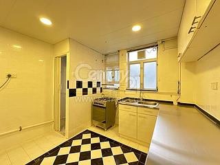 Pok Fu Lam - Four Winds Apartment 04