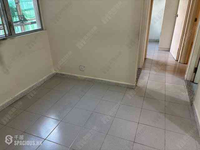 Sheung Wan - Midland Centre Block A 01