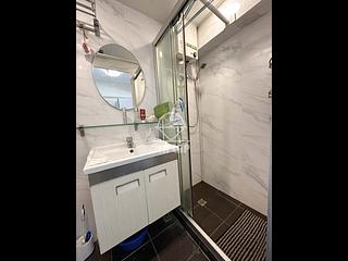 Sheung Wan - Kai Fat Building 17