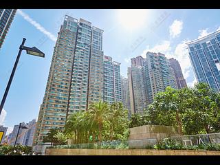 West Kowloon - The Waterfront Phase 1 Block 2 12