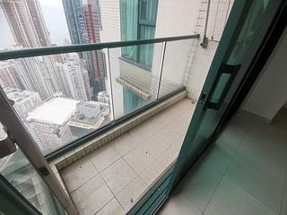 Kennedy Town - University Heights 03