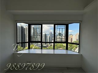 Mid Levels East - Bowen Place 11