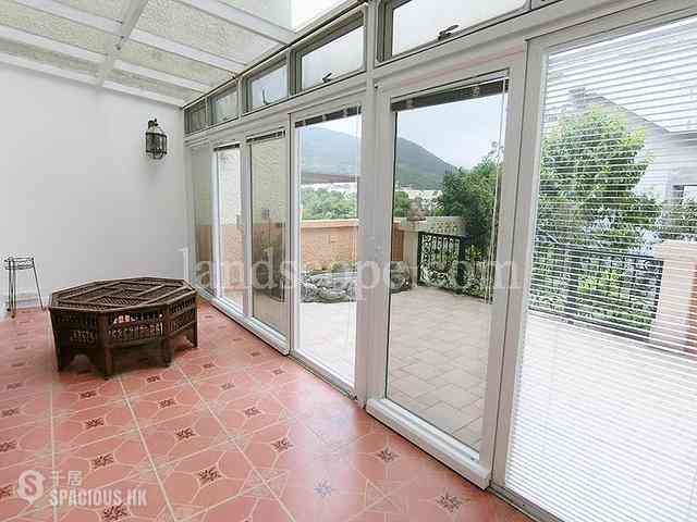 Chung Hom Kok - Ventura Villa 04