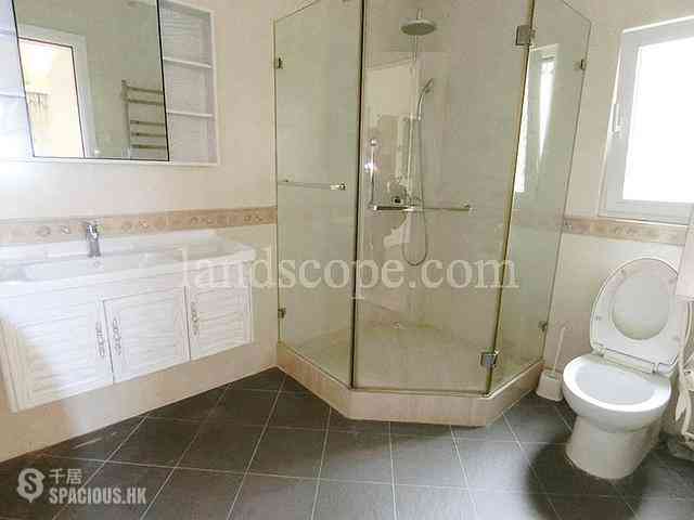Chung Hom Kok - Ventura Villa 11