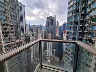 Wan Chai - The Avenue Phase 2 Block 3 03