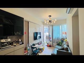 Ngau Tau Kok - Grand Central Phase 1 Block 1 04