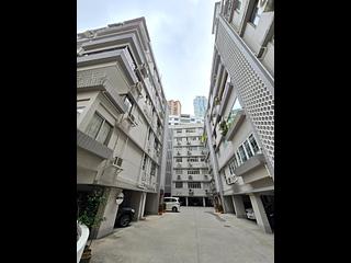 Mid Levels Central - Hong Lok Mansion 08