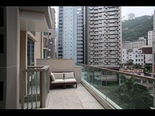 Wan Chai - The Avenue Phase 1 Block 5 08