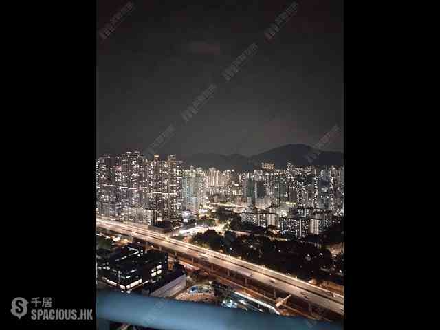 Tai Kok Tsui - Hampton Place Tower 2 01