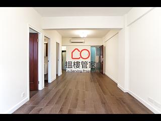 Sai Ying Pun - 62-64, Centre Street 08