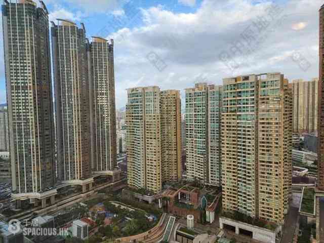 West Kowloon - The Cullinan (Tower 20 Zone 2 Ocean Sky) 01