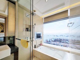 West Kowloon - The Cullinan (Tower 21 Zone 2 Luna Sky) 14