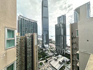 West Kowloon - The Waterfront Phase 2 Block 6 04