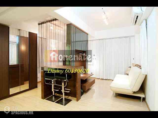 Poho - 15-19, Square Street 01