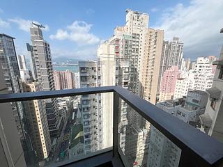 Sai Ying Pun - King's Hill 09