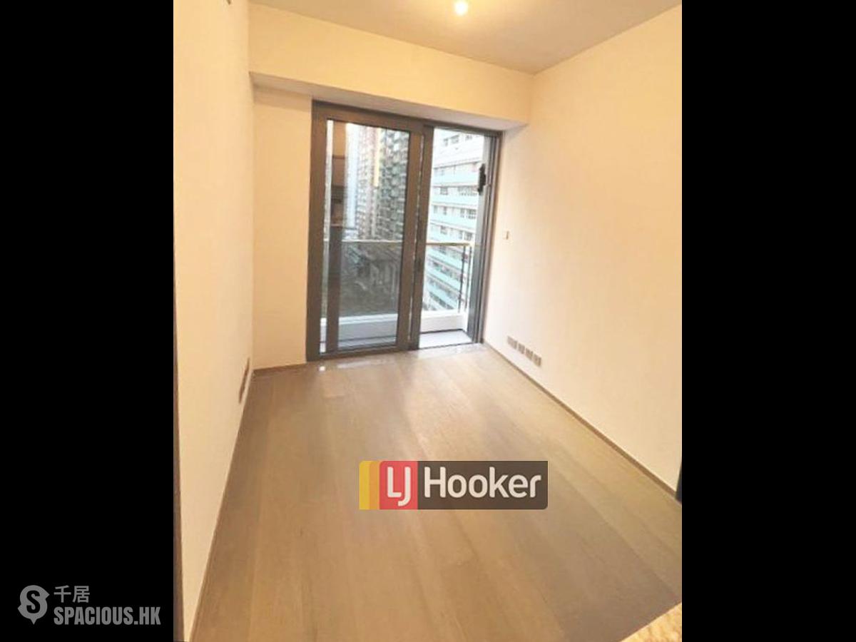 Sai Ying Pun - 15, Western Street 01