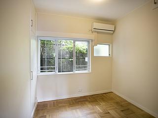 Chung Hom Kok - 30, Cape Road 07