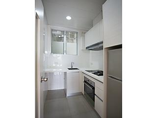 Chung Hom Kok - 30, Cape Road 05