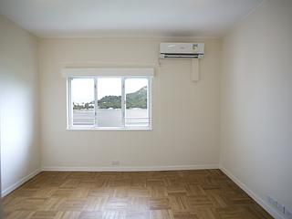 Chung Hom Kok - 30, Cape Road 07