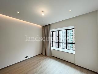 Mid Levels Central - Dynasty Court 06