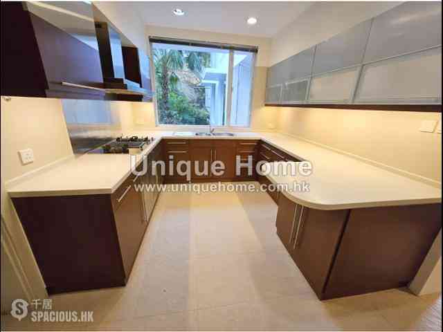 Chung Hom Kok - Horizon Ridge 13
