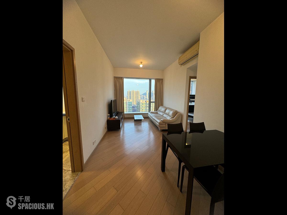 West Kowloon - The Cullinan (Tower 21 Zone 5 Star Sky) 01