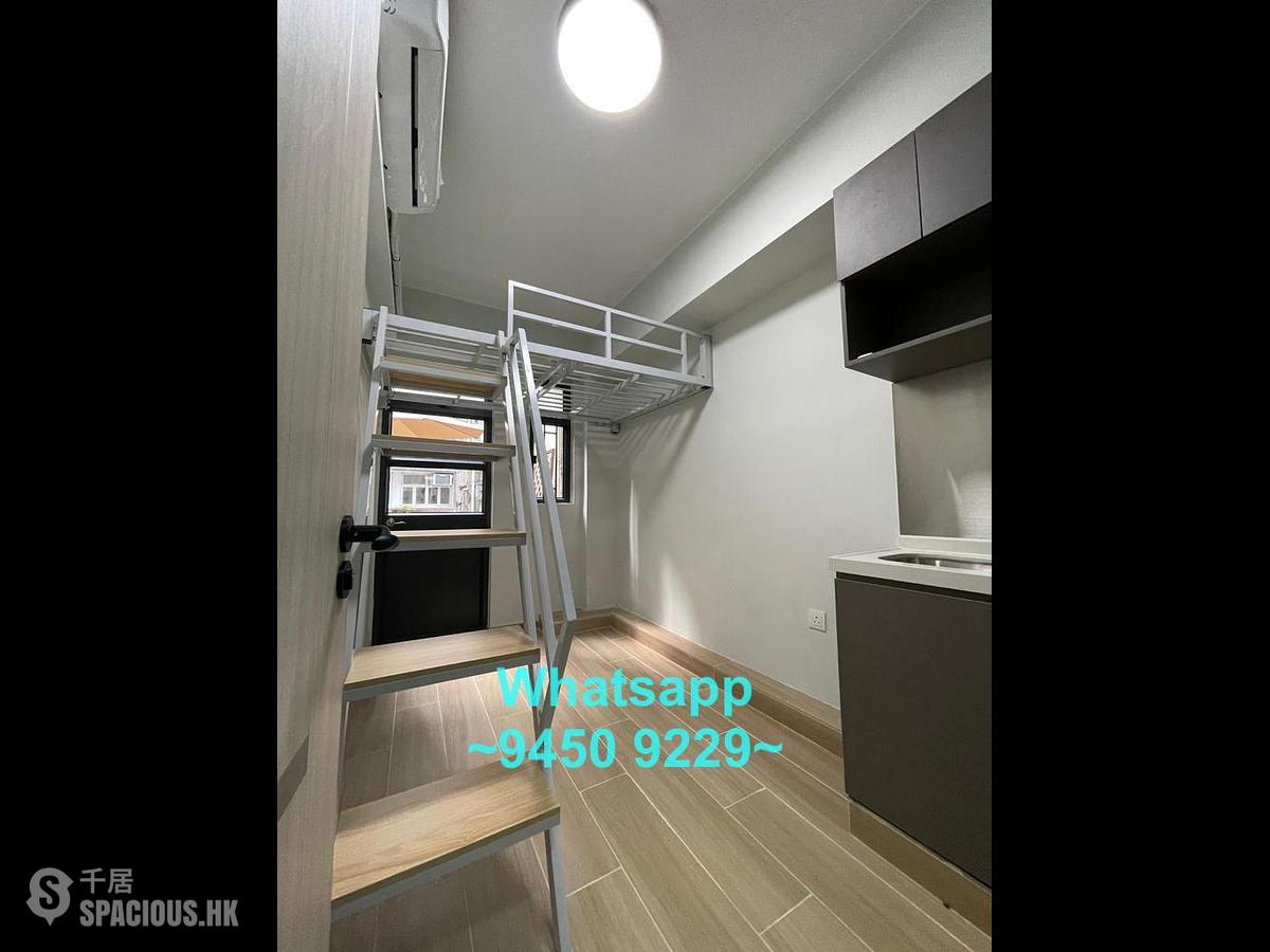 Sai Ying Pun - 32, Centre Street 01