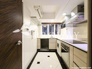 Pok Fu Lam - Villa Cecil Phase 3 06