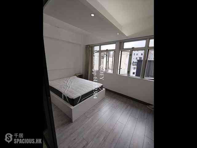 Soho - 27, Elgin Street 25