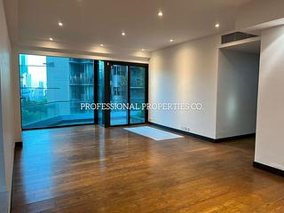 Mid Levels Central - 11, Macdonnell Road 03