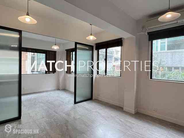 Central - 44, Gough Street 01