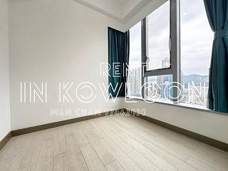 Tai Kok Tsui - L・Living 23 02