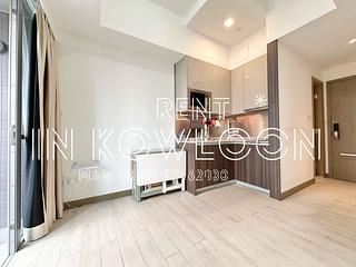 Tai Kok Tsui - L・Living 23 03